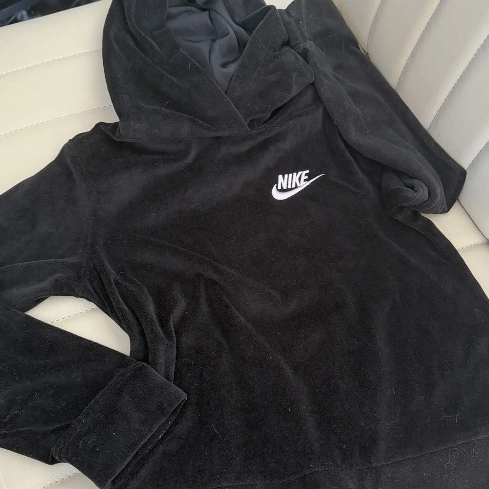Nike Black Hoodie kids size 6-7years